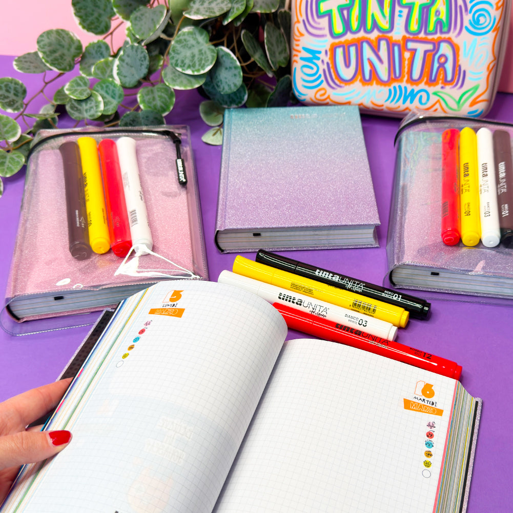 Diario TintaUnita glitterato 16 Mesi Con Copertina + 4 Art Marker